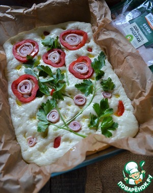 Фокачча с перцем и беконом из индейки Фокачча с перцем и беконом из индейки