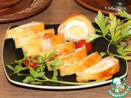 Яйцо, запеченное с ветчиной и сыром Яйцо, запеченное с ветчиной и сыром