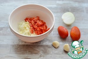 Кабачки, запеченные с помидорами и сыром