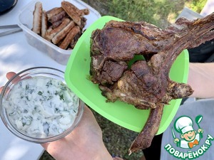 Каре ягнёнка с мятным соусом Каре ягнёнка с мятным соусом