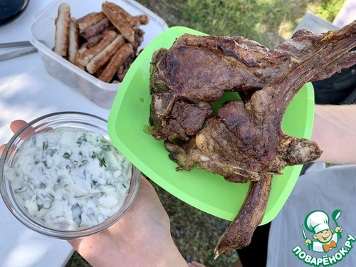 Каре ягнёнка с мятным соусом Каре ягнёнка с мятным соусом