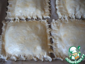 Конвертики из слоеного теста с сосисками Конвертики из слоеного теста с сосисками