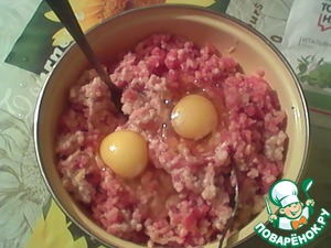 Котлеты «Любящие сердца» (из филе индейки) с картофелем фри Котлеты «Любящие сердца» (из филе индейки) с картофелем фри