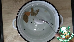 Курица горячего копчения в коптилке