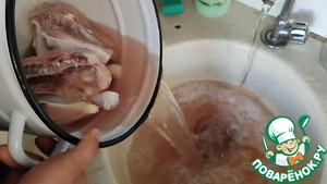 Курица горячего копчения в коптилке