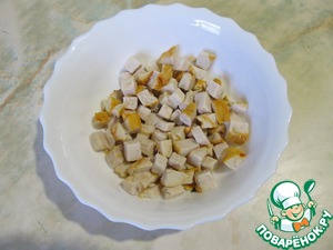 Лепешка с салатом из копченой курицы