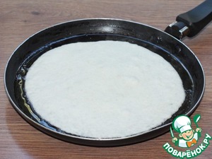 Лепешки оригинальные с колбасой из индейки Лепешки оригинальные с колбасой из индейки