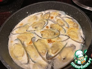 Мидии запечённые с сыром