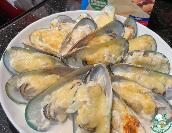 Мидии запечённые с сыром