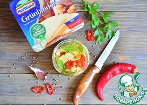 Острый сыр для салатов и канапе Острый сыр для салатов и канапе