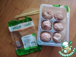 Перекус в ланч-боксе с тефтелями Перекус в ланч-боксе с тефтелями