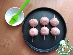 Перекус в ланч-боксе с тефтелями Перекус в ланч-боксе с тефтелями