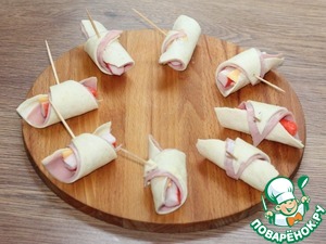 Рогалики с ветчиной, сыром и крабовыми палочками Рогалики с ветчиной, сыром и крабовыми палочками