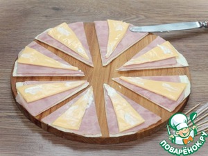 Рогалики с ветчиной, сыром и крабовыми палочками Рогалики с ветчиной, сыром и крабовыми палочками