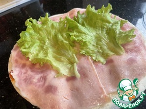 Ролл с ветчиной и сыром Ролл с ветчиной и сыром