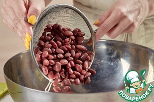 Салат с фасолью и творожным сыром