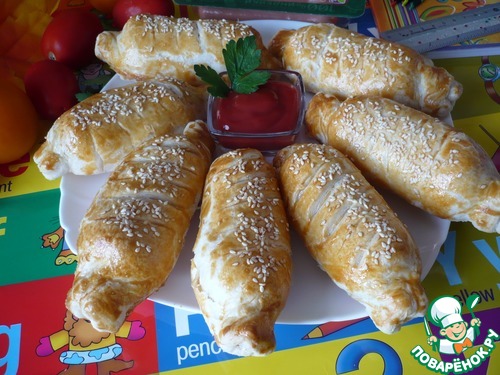Слоечки "Конфетки" с сосисками в школу Слоечки "Конфетки" с сосисками в школу