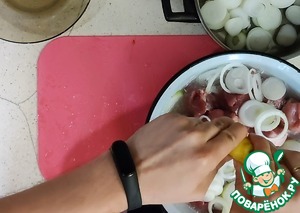 Сочный свиной шашлык из шеи