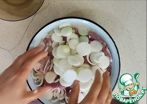 Сочный свиной шашлык из шеи