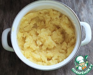 Сосиски "Солнышки", запеченные с картофельным пюре Сосиски "Солнышки", запеченные с картофельным пюре