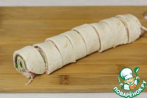 Тортилья с сыром и салями Тортилья с сыром и салями