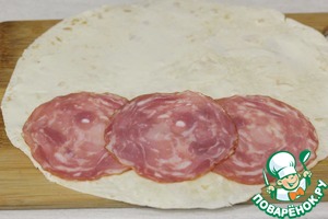 Тортилья с сыром и салями Тортилья с сыром и салями