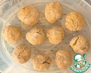 Тушеные овощи с кукурузными клецками