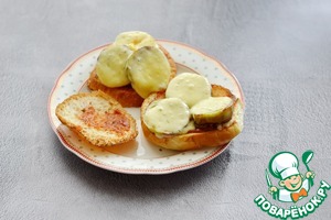 Вегетарианский двойной чизбургер с баклажаном Вегетарианский двойной чизбургер с баклажаном