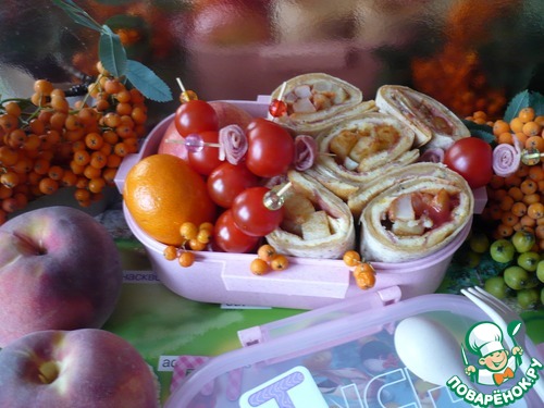 Завтрак из бекона и яичницы