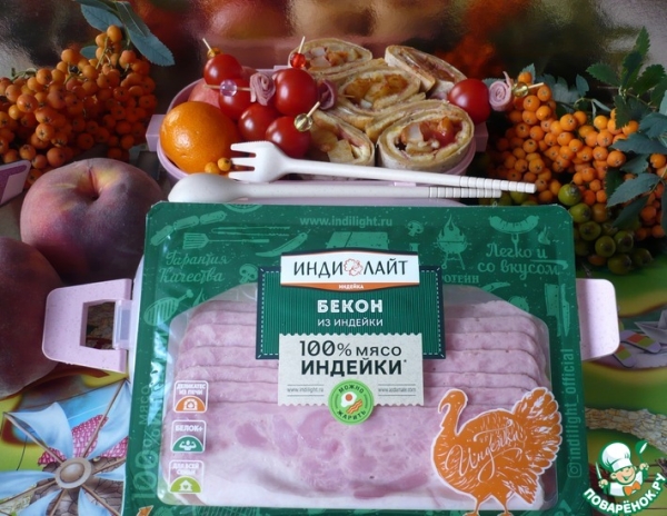 Завтрак из бекона и яичницы