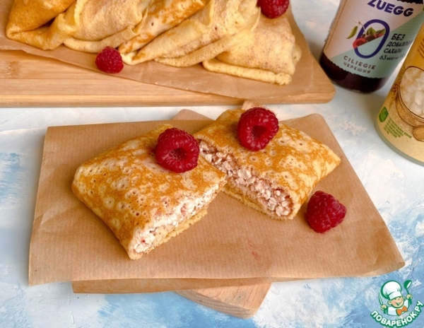 Блины с творогом и конфитюром Блины с творогом и конфитюром