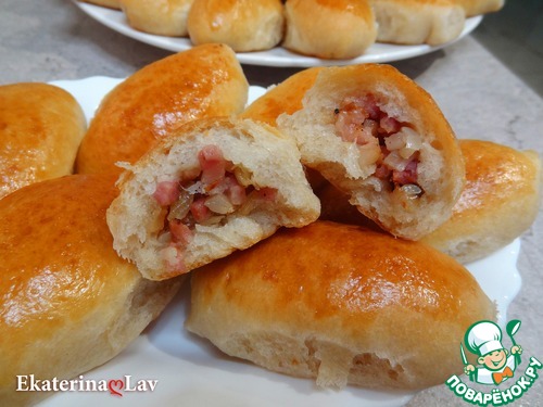 Пирожки как пух со шпиком