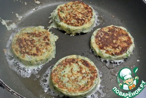 Драники с малосольной форелью Драники с малосольной форелью