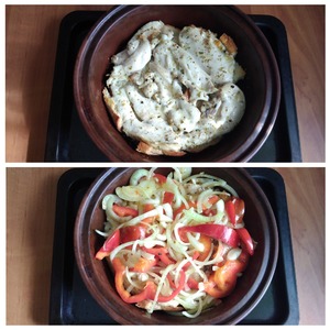 Курица на хлебе с овощами