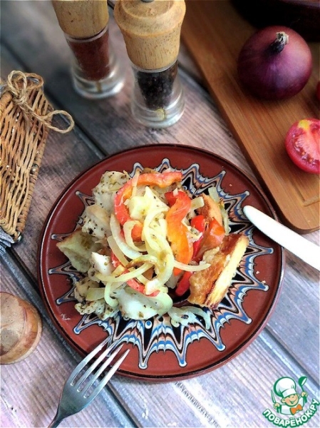 Курица на хлебе с овощами