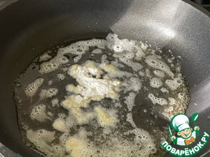 Наггетсы на шпажках со сливочным соусом