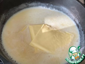 Наггетсы на шпажках со сливочным соусом