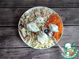 Салат с яблоком и морковью