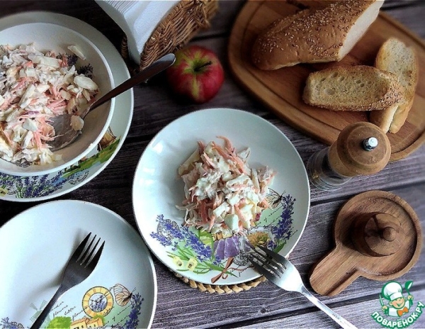 Салат с яблоком и морковью