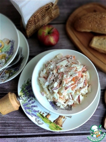 Салат с яблоком и морковью