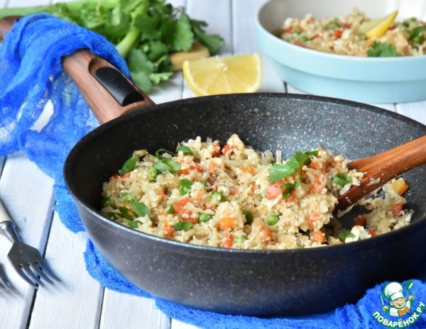 Жареный рис из цветной капусты