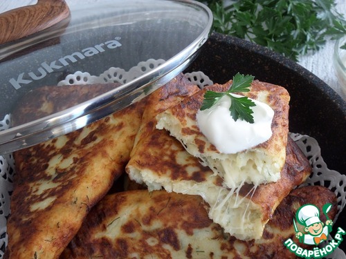 Картофельные пирожки с укропом и сыром Картофельные пирожки с укропом и сыром