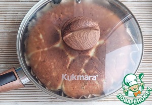 Булочки с зеленью и чесноком на сковороде Булочки с зеленью и чесноком на сковороде