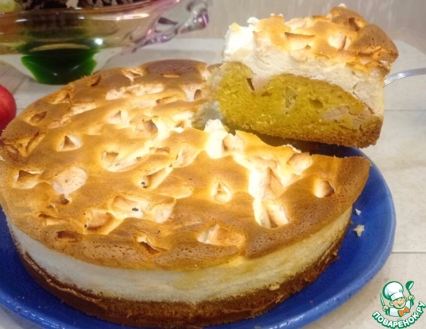 Яблочный пирог с творожным слоем