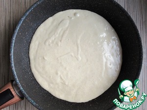 Пирог с яблоками на сковороде