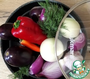 Баклажаны тушёные, с маринованными луком Баклажаны тушёные, с маринованными луком
