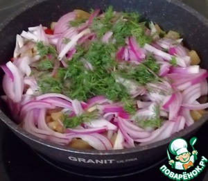 Баклажаны тушёные, с маринованными луком Баклажаны тушёные, с маринованными луком