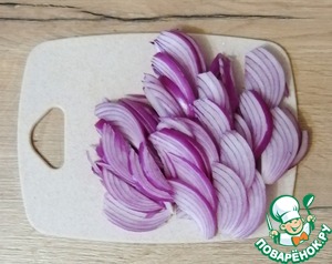 Баклажаны тушёные, с маринованными луком Баклажаны тушёные, с маринованными луком