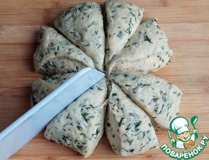 Булочки с зеленью и чесноком на сковороде Булочки с зеленью и чесноком на сковороде