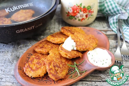 Драники из батата с розмарином и паприкой